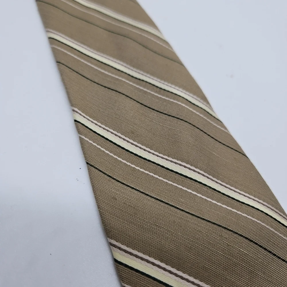 Lanvin tan striped